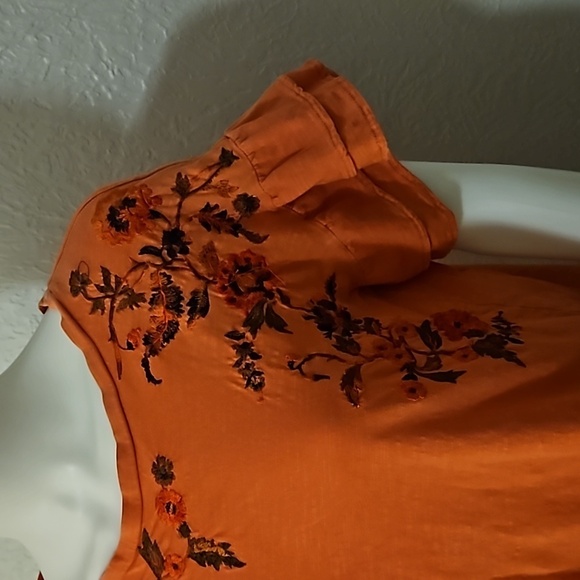 SUNDANCE Salmon Floral Embroidered Short Bell Sleeve Jersey Knit Top - Picture 7 of 10